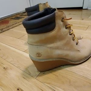 Wedged timberland boots